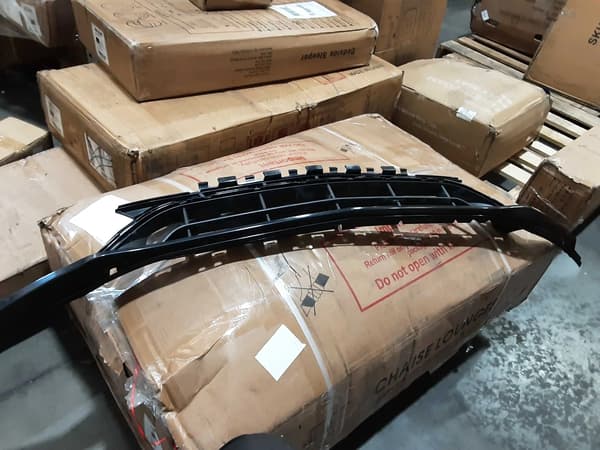 Frontskærm Nederste Grill, Højkvalitets ABS Plast, Nem Installation,Sort