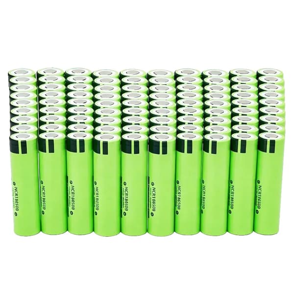 Litiumioniakku, 3400mAh kapasiteetti, 3.7V jännite,34B-90PCS