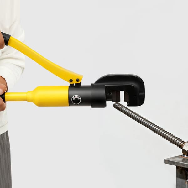 Armeringsjärnssax, Handdriven, 13 Ton Skärkraft,GUL