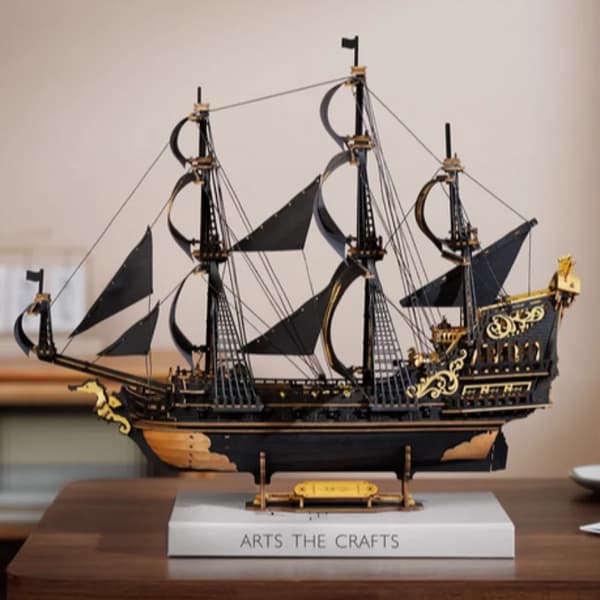 Samlingsmodel, Klassisk Tre-mast Design, Engagerende Kreativ Udfordring,Sort