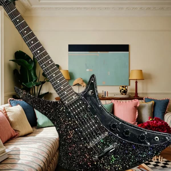 Elektrisk guitar, mahogni krop, rosentræ fingerboard,sort