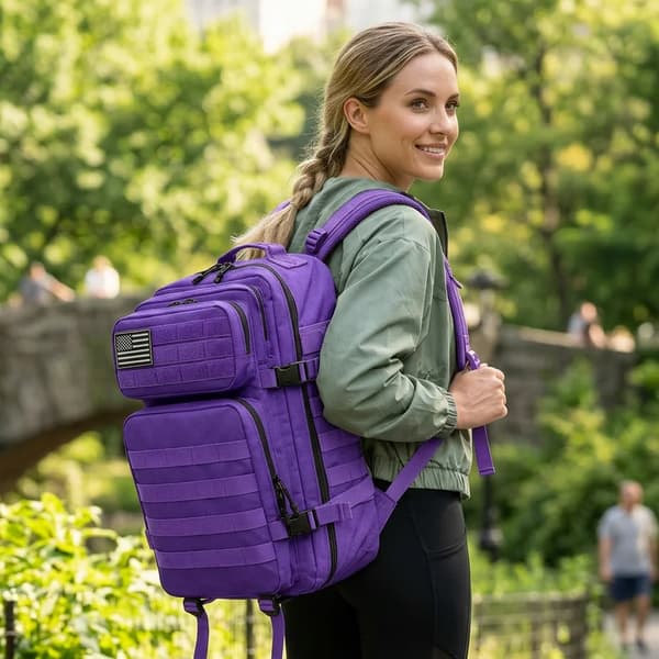 Rygsæk, rummelig 45L kapacitet, multifunktionelt design,Lilla