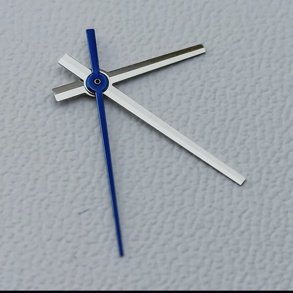 Klockhänder, Luminös Design, Hållbart Material,NEJ.6 silverblå