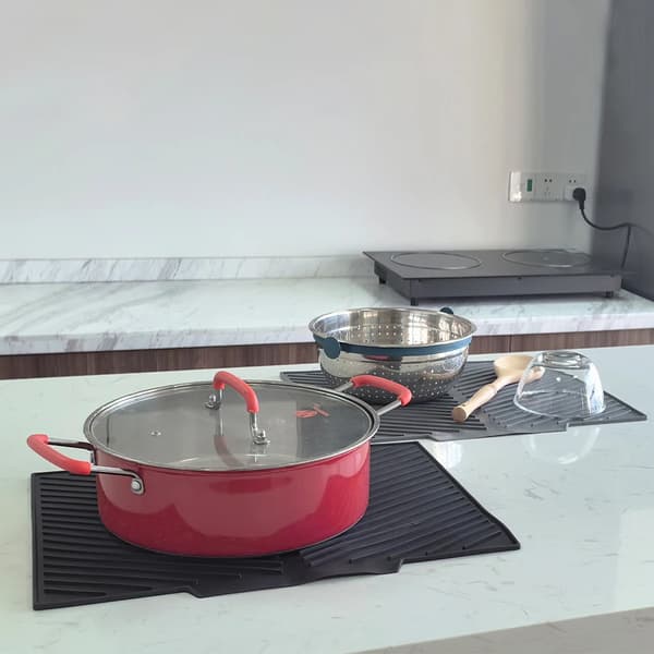 Varmeisolerende måtte, skridsikker design, miljøvenligt materiale,L, sort