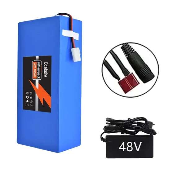 Batteripakke, 100Ah kapacitet, indbygget BMS,T-DC oplader