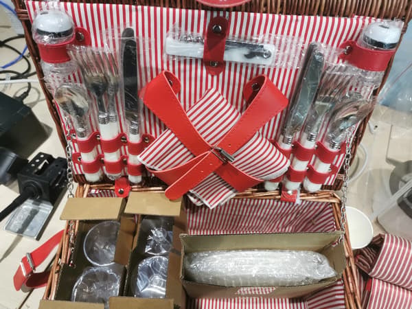 Picknickkorg, Komplett Set, Elegant Design,Röd
