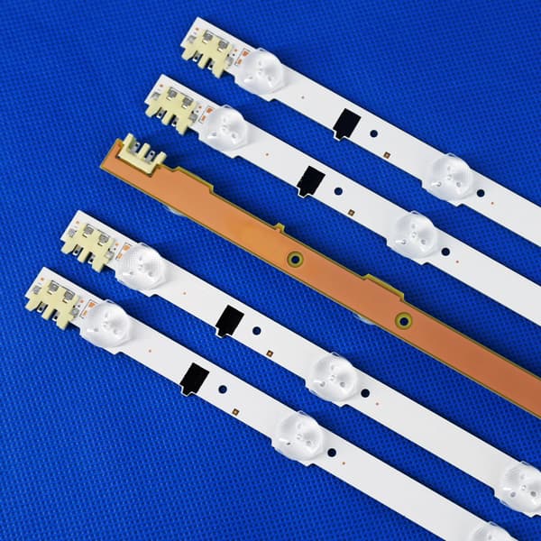 LED Baggrundsbelysning, Længde 650 mm, Panelstørrelse 32 tommer, Samlet perler 9, Spænding 3V, Certificering CE