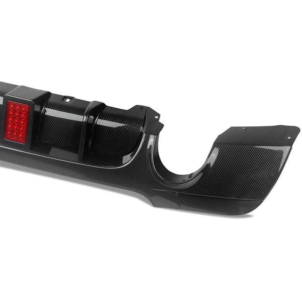 Bageste kofanger diffuser, LED bremselys, ABS plastkonstruktion,Kulfiberlook